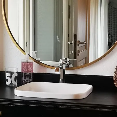 Theresa Sulla Collina 4*