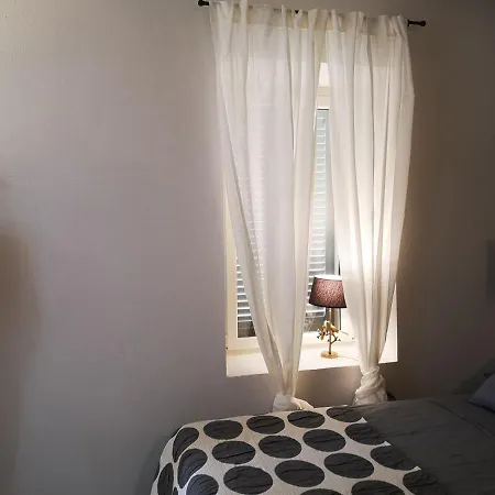 Theresa Sulla Collina 4*