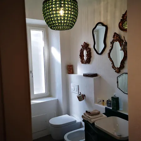 Theresa Sulla Collina Passerano (Piedmont)