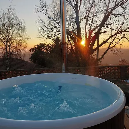 Theresa Sulla Collina 4*